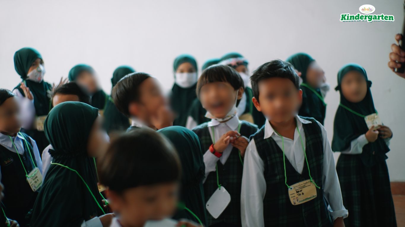 pelajaran montessori tk