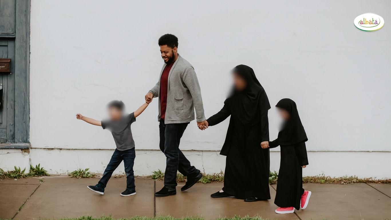 Dampak Pola Parenting Orang Tua yang Berbeda, Simak Ini Cara Mengatasinya Dampak Pola Parenting Orang Tua yang Berbeda, Simak Ini Cara Mengatasinya
