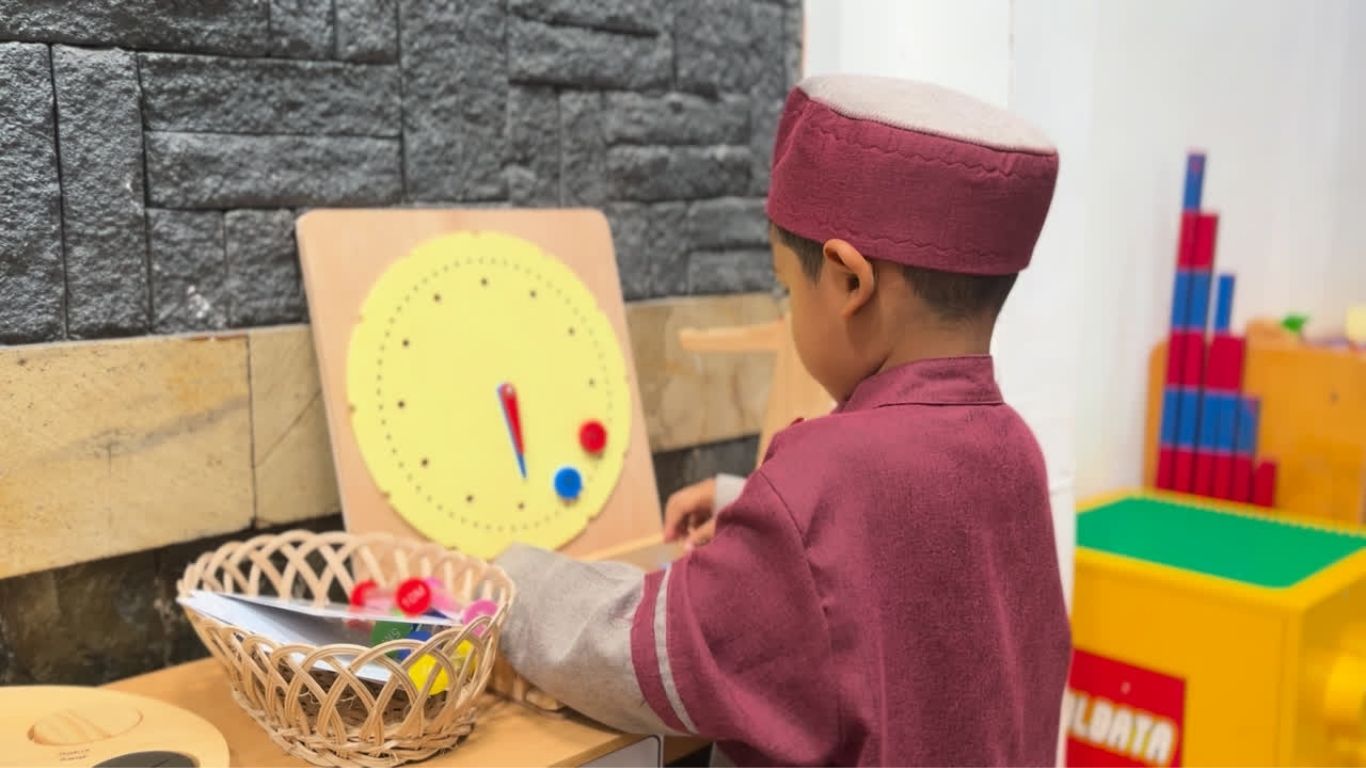 3 Pendidikan Anak dalam Islam yang Perlu Dikenalkan Sejak Dini
