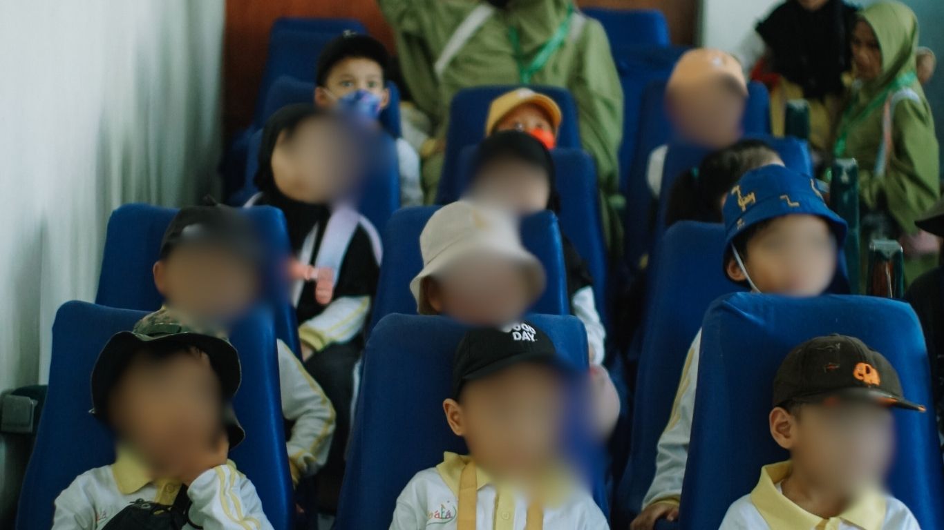 Kurikulum Montessori Islam vs Montessori Umum, Bedanya Apa? 