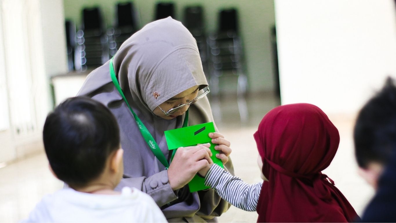 Mengenalkan Hijaiyah Lewat Fun Learning di Pop Up Class Jakarta Timur Mengenalkan Hijaiyah Lewat Fun Learning di Pop Up Class Jakarta Timur