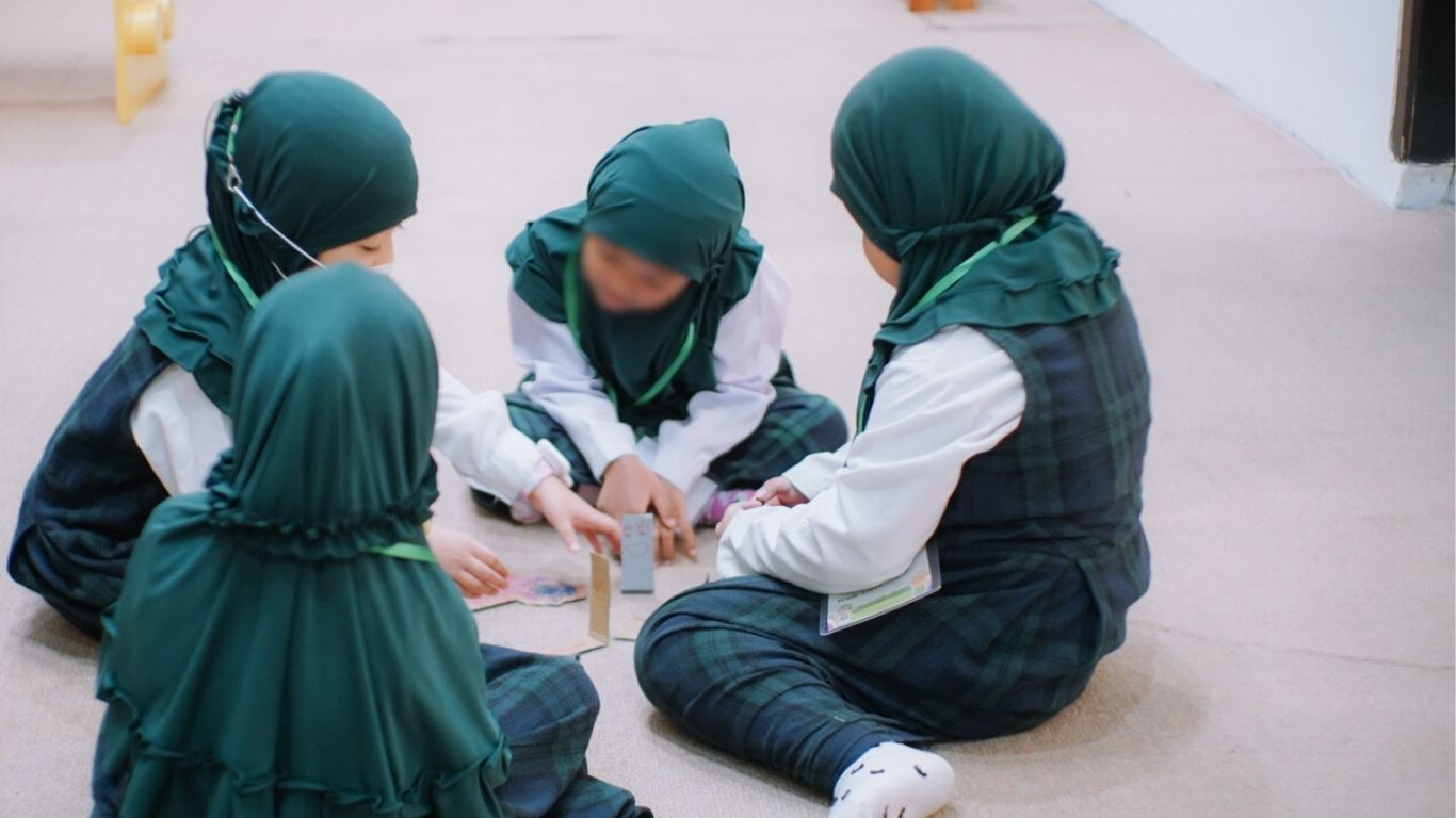 Berapa Idealnya Usia Anak Masuk TK? Simak Ini Penjelasan Selengkapnya Berapa Idealnya Usia Anak Masuk TK? Simak Ini Penjelasan Selengkapnya