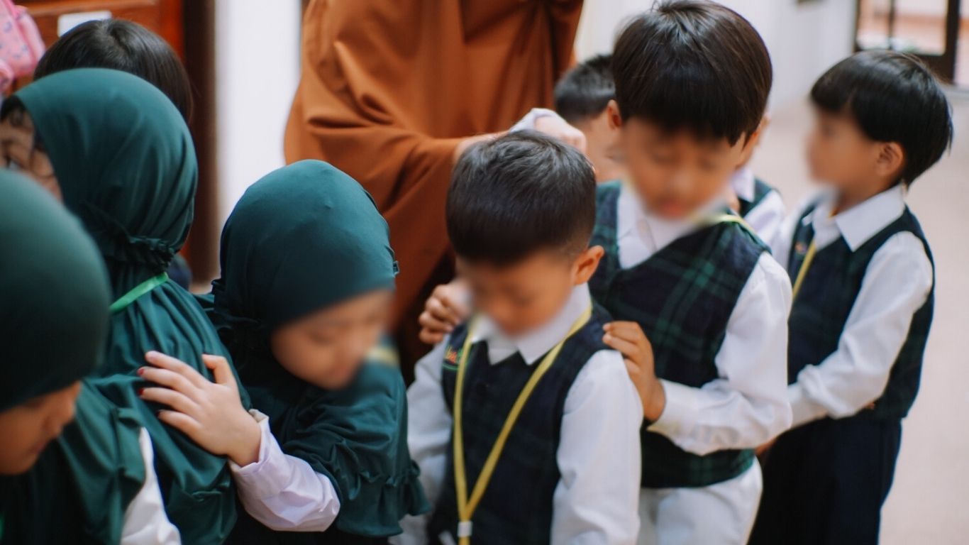 Tips Meningkatkan Muhasabah Bagi Anak, Coba Biasakan Hal Ini Ya Bun